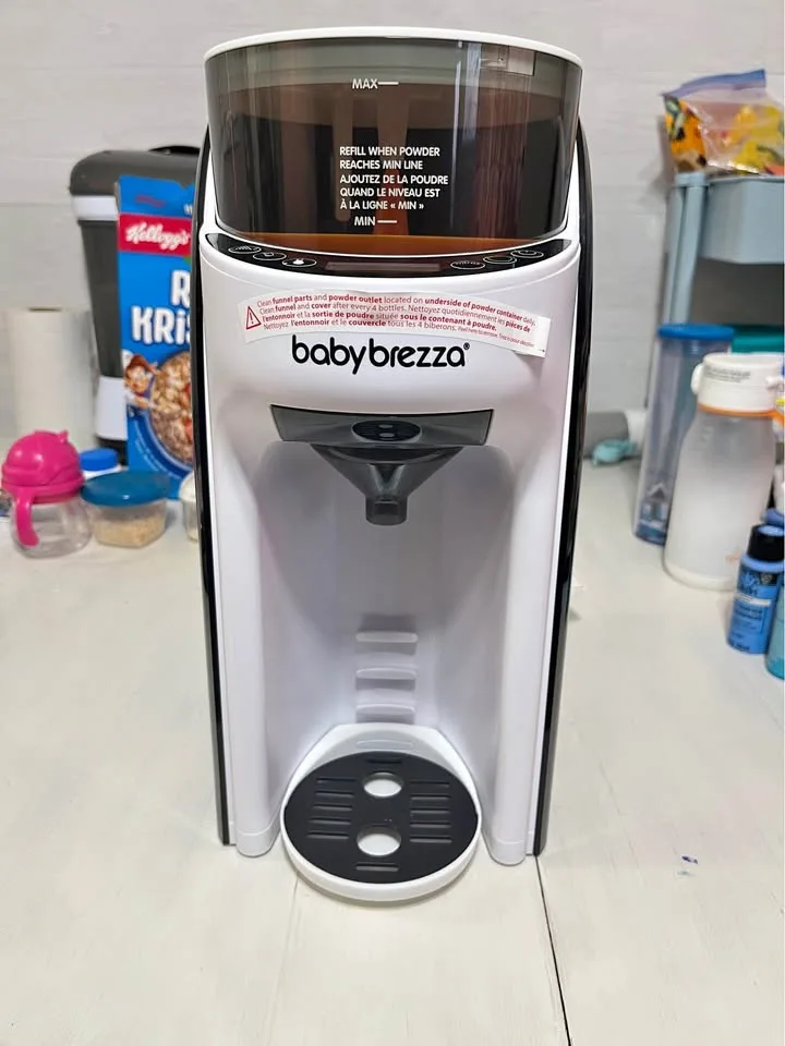 Baby Brezza Formula Pro Advanced thumbnail