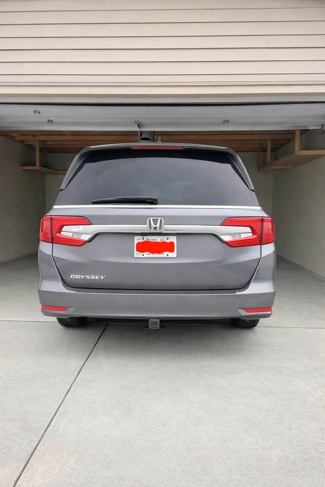 2019 Honda Odyssey Van - photo 3