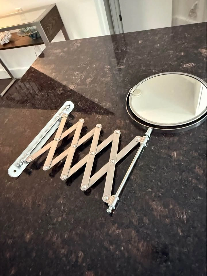IKEA FRÄCK extendable wall mirror - photo 2