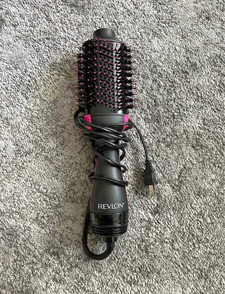 Revlon - Hair brush dryer