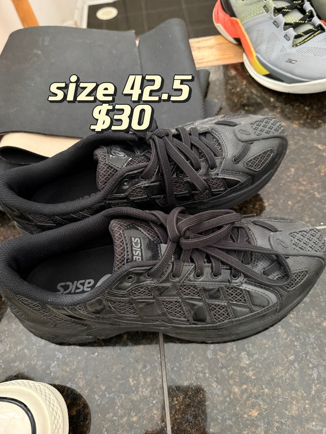 Asics Running Shoes - Size 42.5 - Black