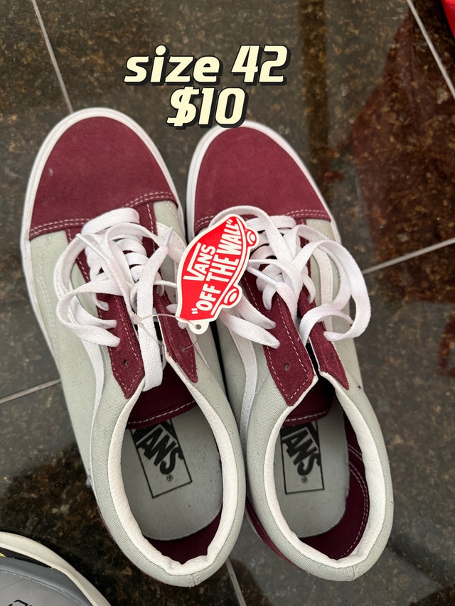 Vans Shoes Size 42