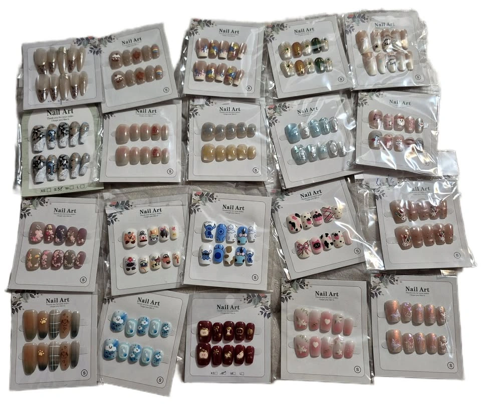 Mixed bag 8 small press on nails