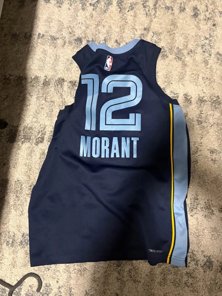 Ja Morant Jersey - Size Medium - photo 2