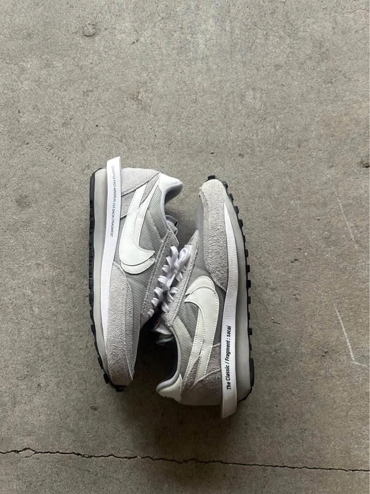 Nike sacai shoes size 11 - photo 2