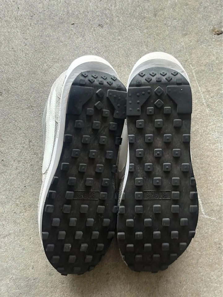 Nike sacai shoes size 11 - photo 3