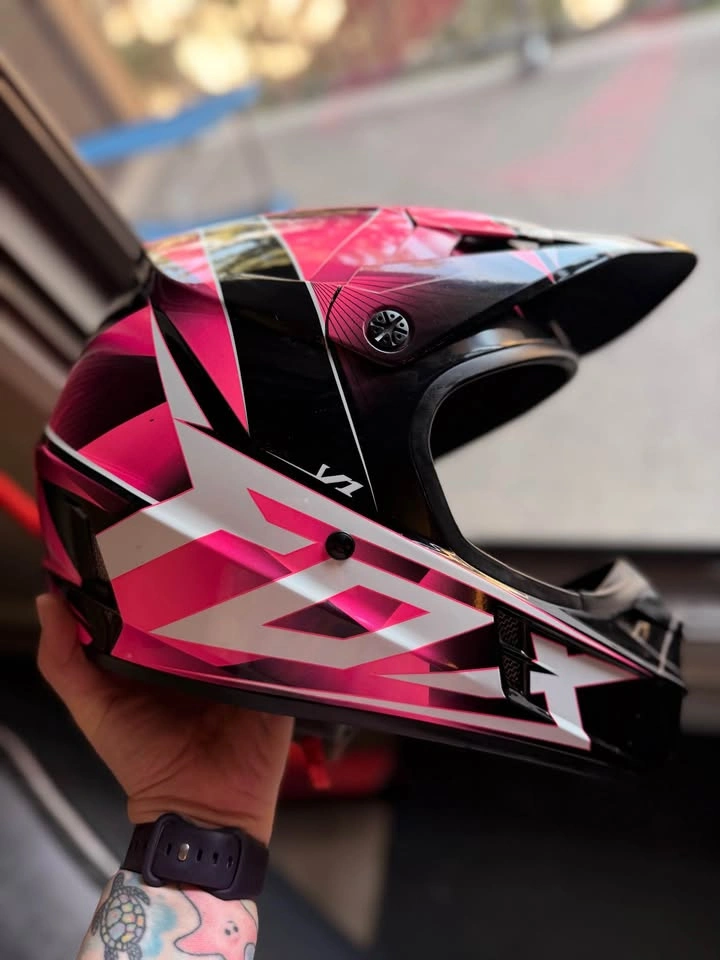 Fox Motocross Riding Gear Set - XS Helmet / Pants / Gloves - photo 4