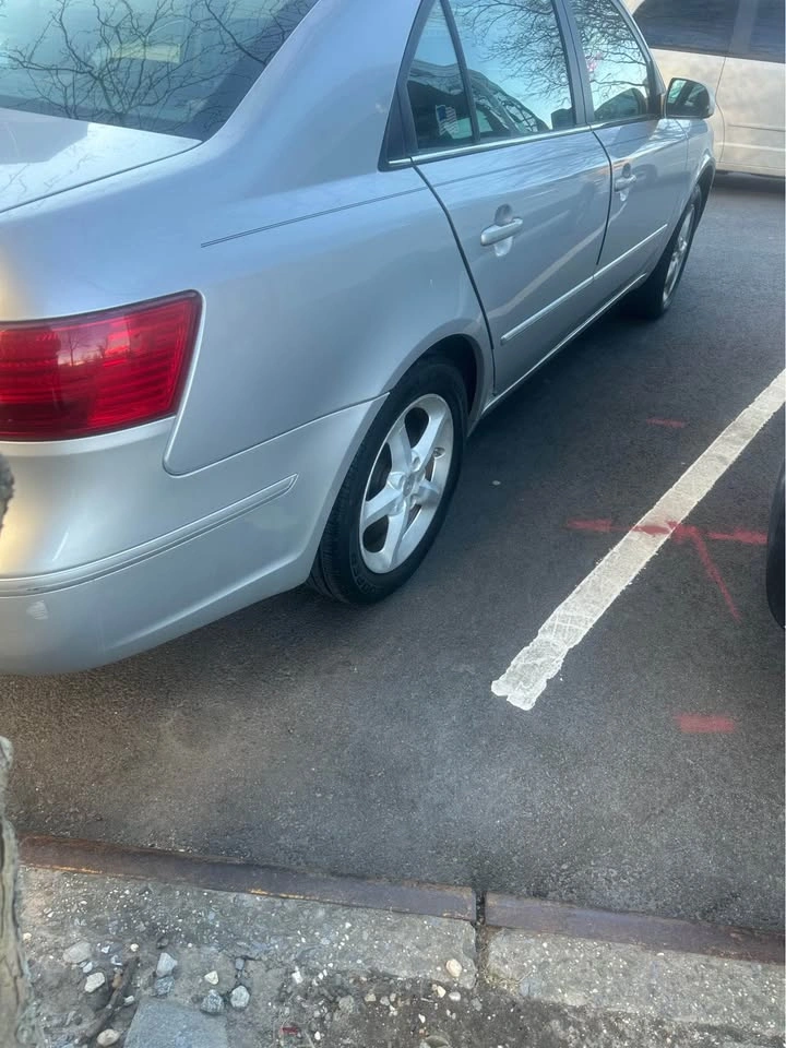 2009 Hyundai Sonata GLS Sedan 4D - photo 3