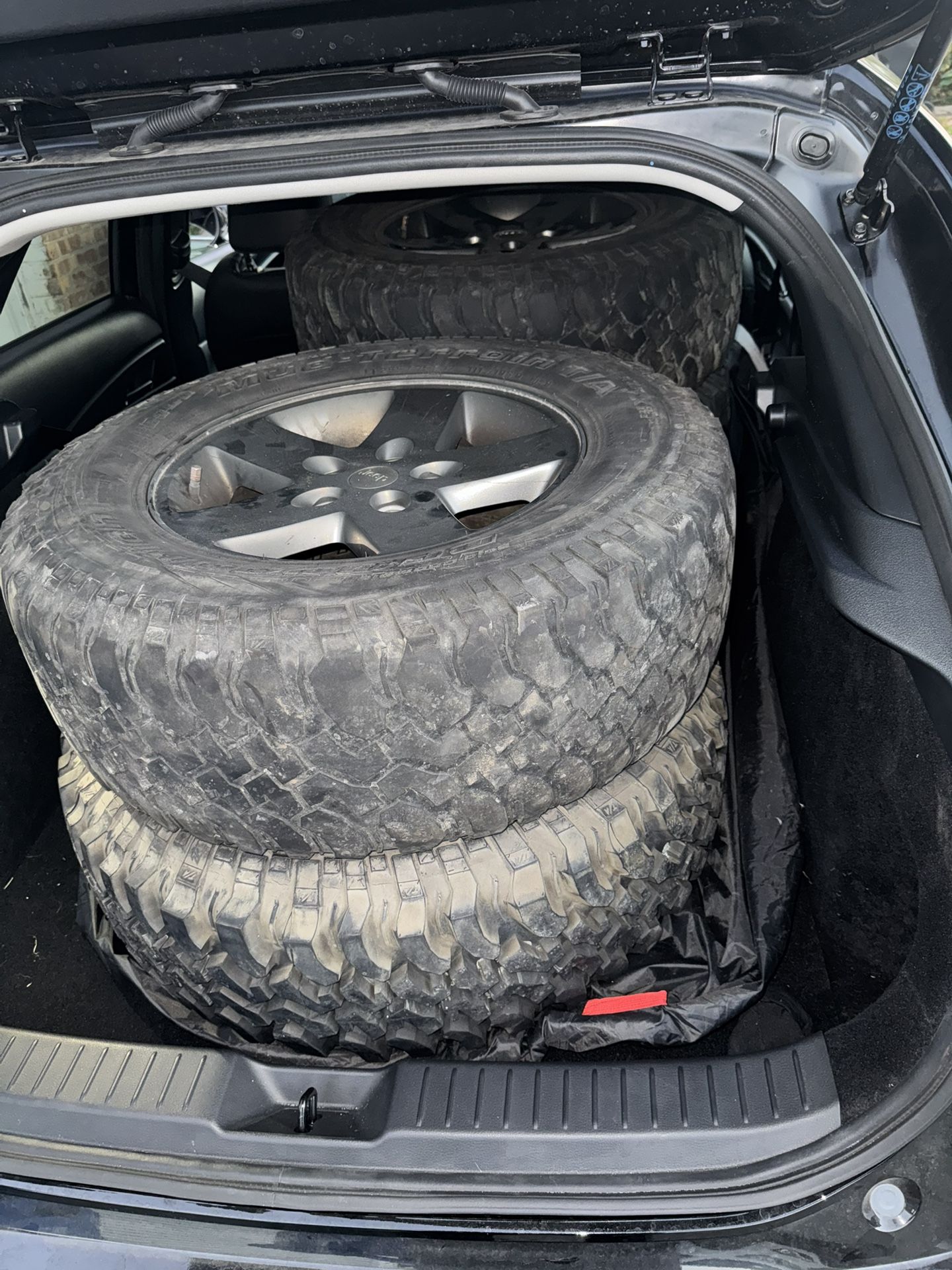 Jeep Wrangler Tires & Rims Set of 5