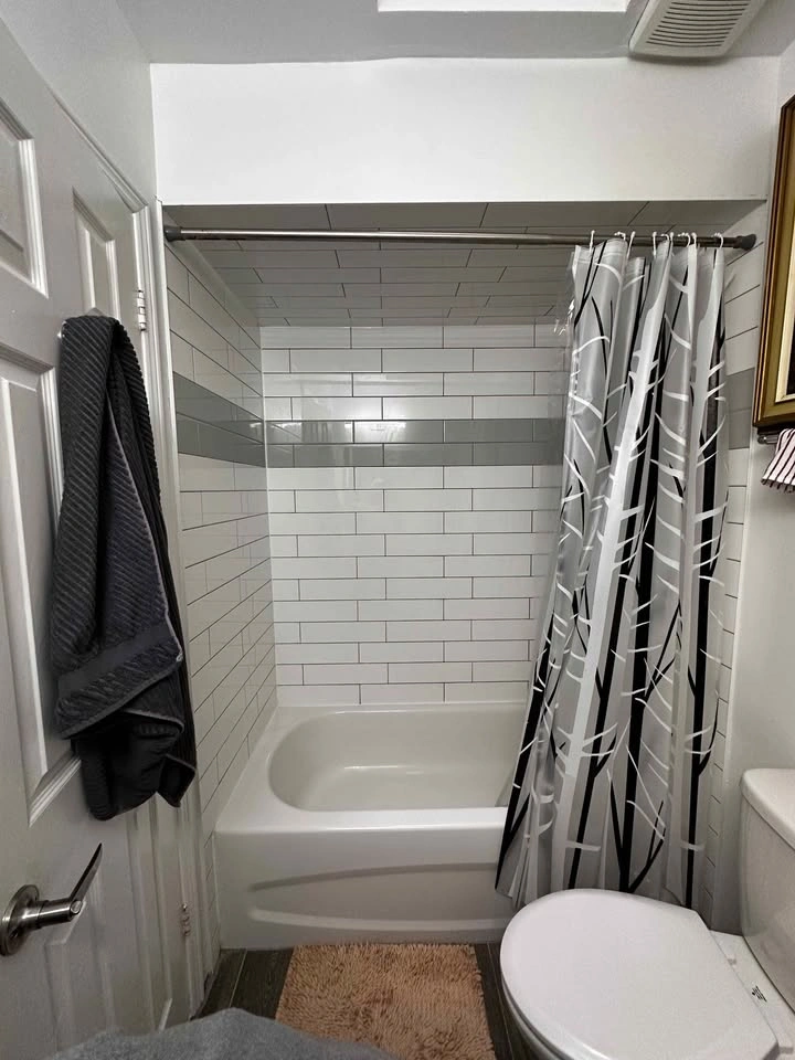 Room for Rent - 4 Bed, 2 Bath Townhouse - photo 4