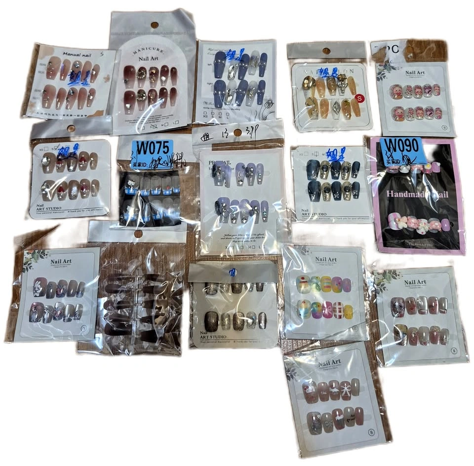Mixed bag 26 small press on nails