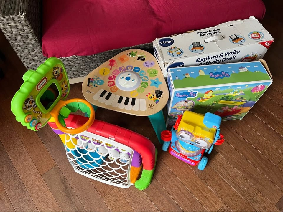 Toy Set Lot 🧸 SALE | Make me an offer - photo 2