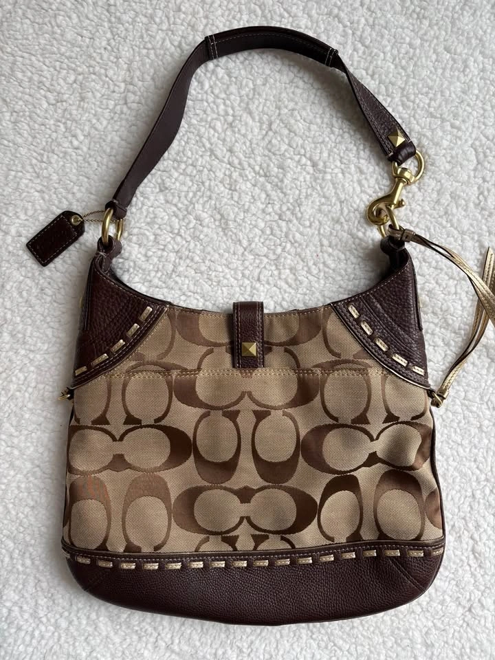 Coach Vintage Y2K Brown Signature Monogram Canvas Studded Should - photo 2