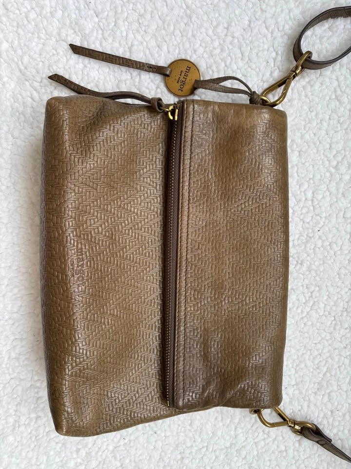 Margot Designer Olive Green Leather Crossbody Bag - photo 2