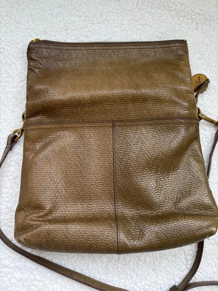 Margot Designer Olive Green Leather Crossbody Bag - photo 3