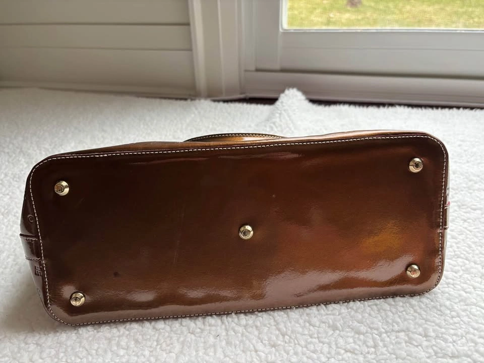 Arcadia Made in Italy Vintage Bronze Patent Leather Embossed Eas - photo 3