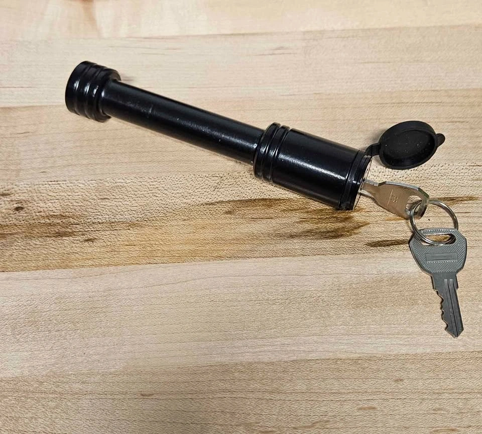 CURT Trailer Hitch Lock 5/8" - photo 2