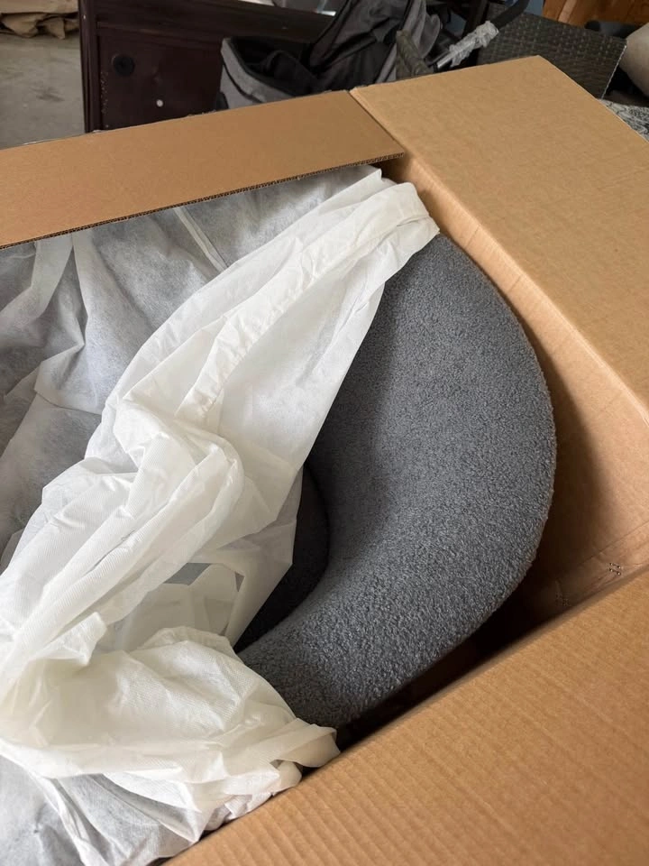 2 New Modern Boucle Accent Chairs - photo 2