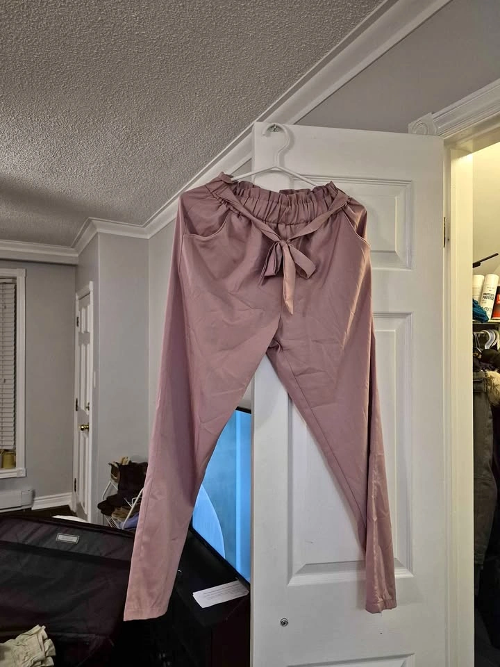 Paper bag pants. Size small.