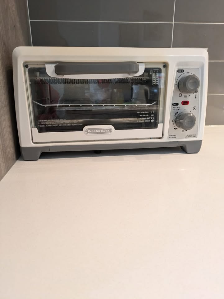 Toaster Oven for sale Proctor Silex - photo 2