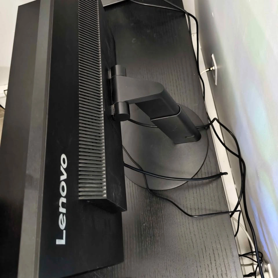 24" QHD IPS Monitor - Lenovo ThinkVision P24q-10 - photo 4