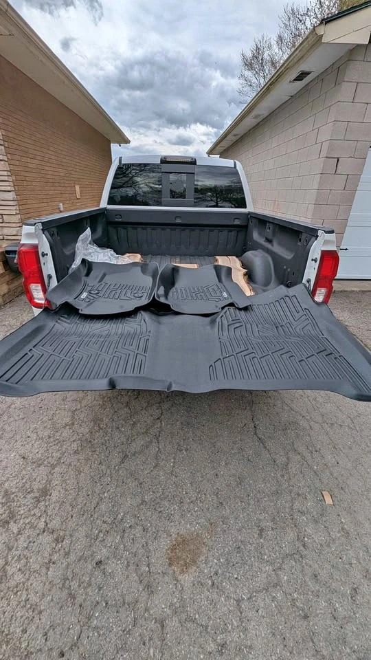ULTRA Floor Mats Truck 14-18 GM Trucks