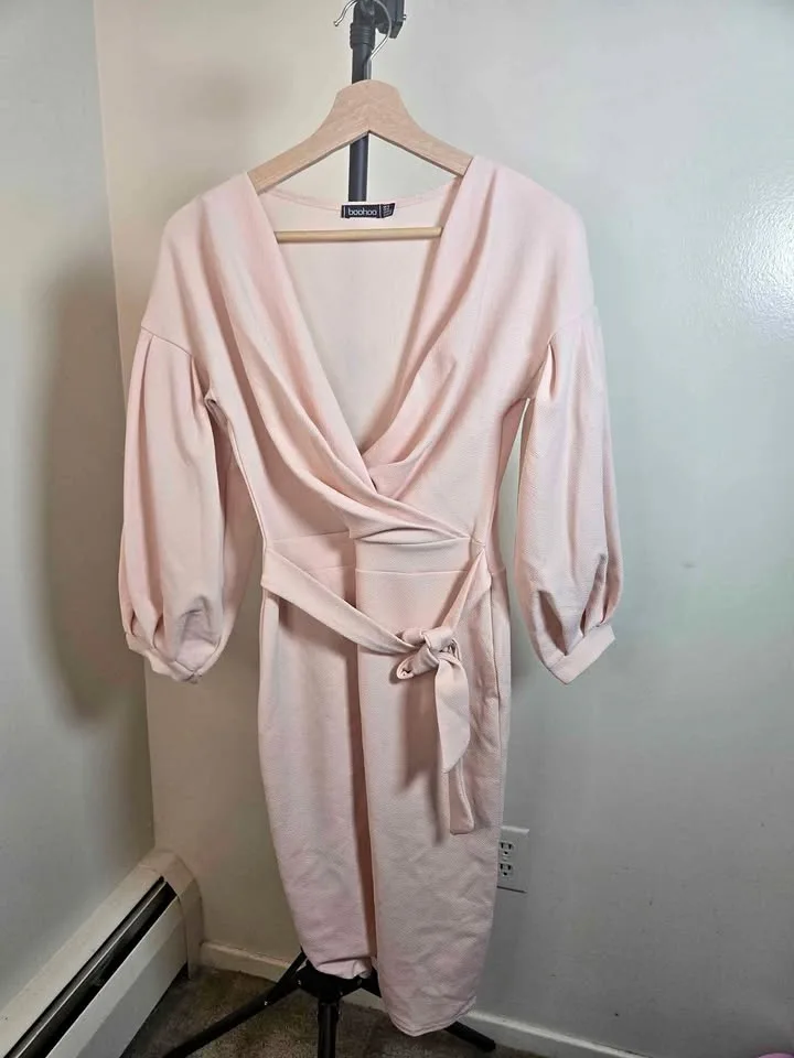 Boohoo Tall - Off The Shoulder Wrap Midi Bodycon Dress thumbnail
