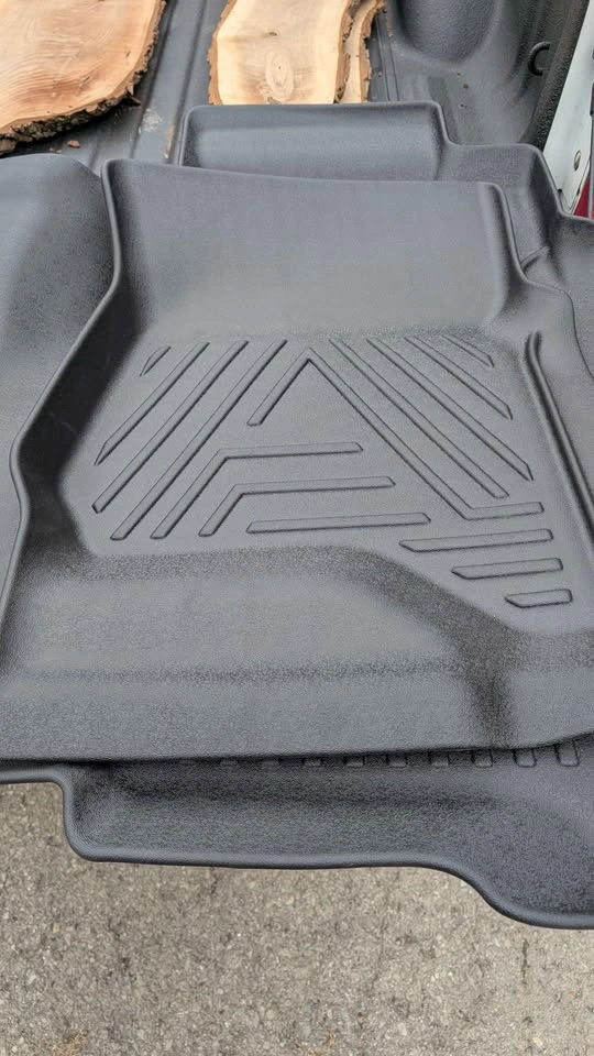 AROPPCA Truck Mats for 14-18 GM Crew Cab Trucks - photo 3