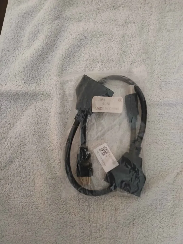 2 - HDMI 1 Male to 2 Female Splitter - $12 each - photo 2