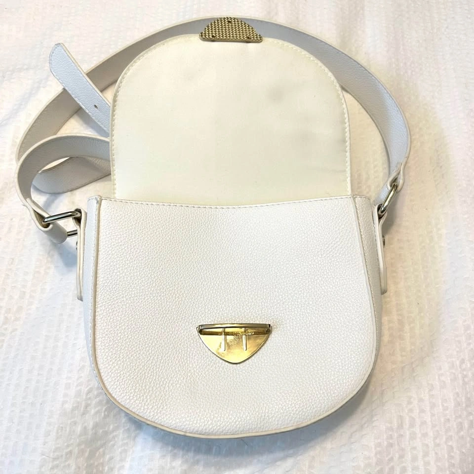 Women’s Faux Leather Floral Crossbody Bag - photo 5