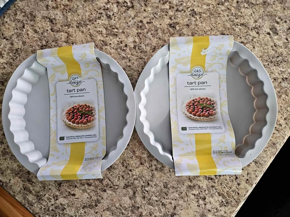 New - Two BPA Free Silicone Tart Pans