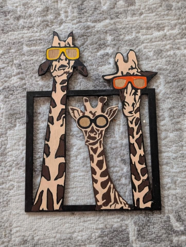 Wooden wall hanging with giraffes 🦒✨ - photo 3