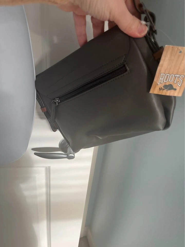 Roots Leather Bag (New with Tag) - photo 5