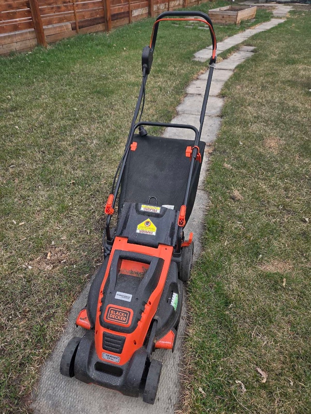 Black and Decker Lawn Mower