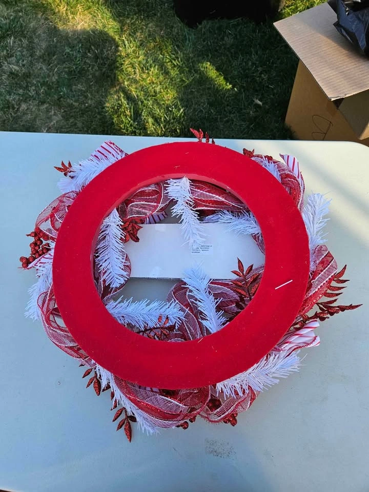 New Large Christmas Wreath 18x18 - photo 2