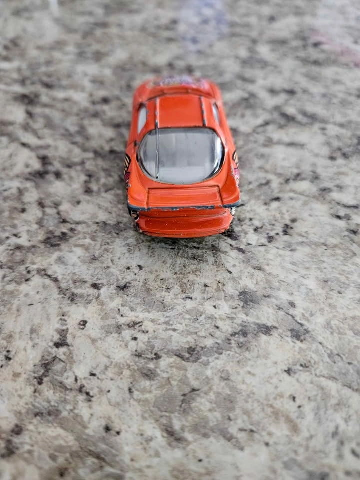 Hot Wheels 1997 IROC Firebird BBQ Cheesy Chips - photo 4