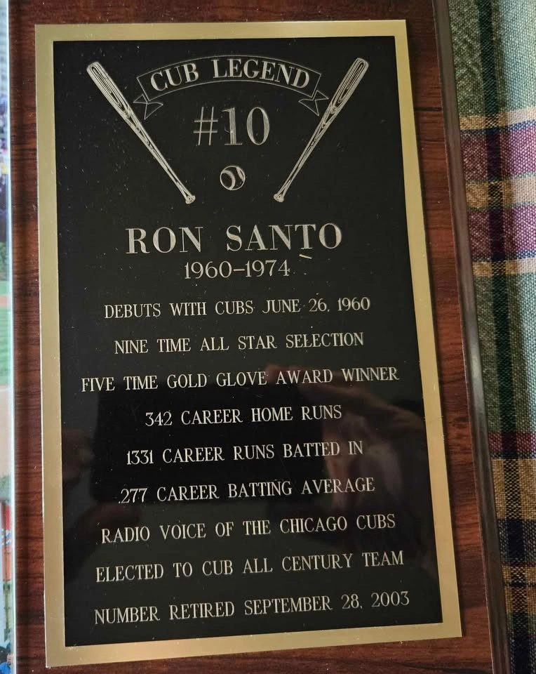Ron Santo Cubs "Cub Legend #10" Wood Plaque w/ 8x10 Photo - photo 3