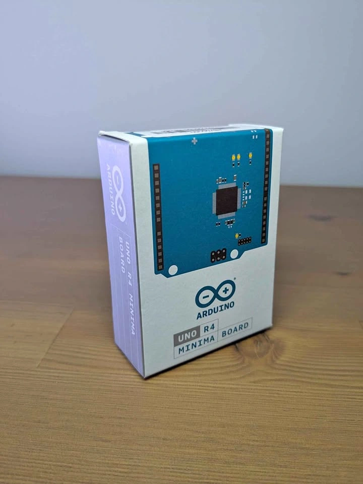 Arduino R4 Minima Sealed