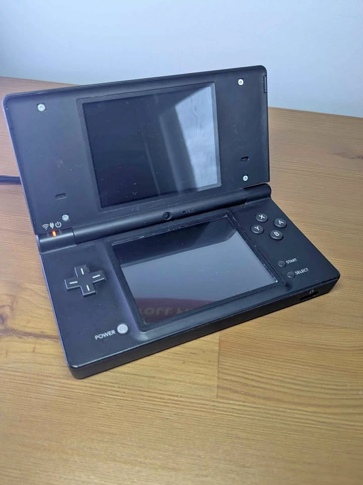 Nintendo DSi Black