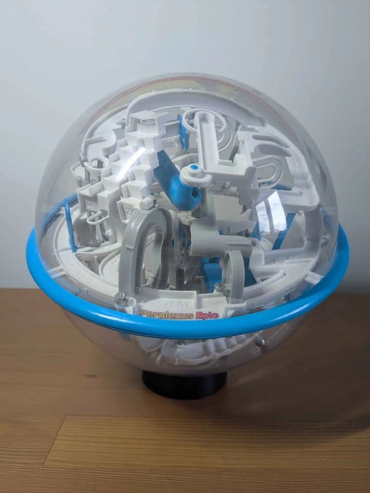 Perplexus Epic Maze Ball Puzzle Game - photo 2