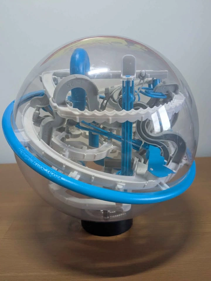 Perplexus Epic Maze Ball Puzzle Game - photo 4