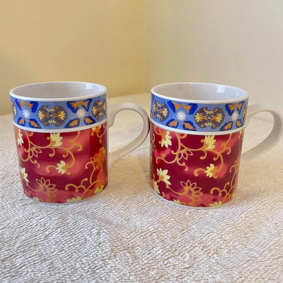 Set of 2 Red & Blue Floral Mugs
