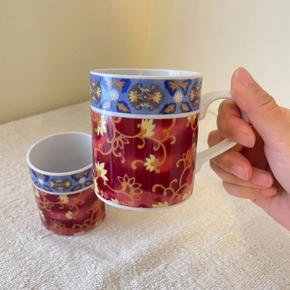 Set of 2 Red & Blue Floral Mugs - photo 3
