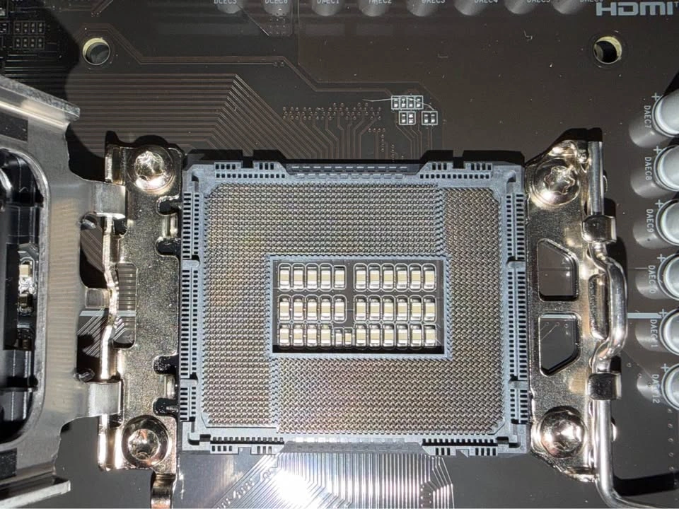 Gigabyte Z790 Eagle AX Gaming Motherboard (LGA1700, DDR5, WiFi) - photo 5