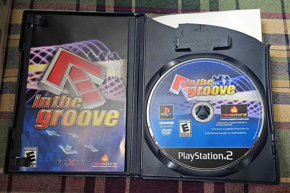 PlayStation 2 In the Groove - photo 2