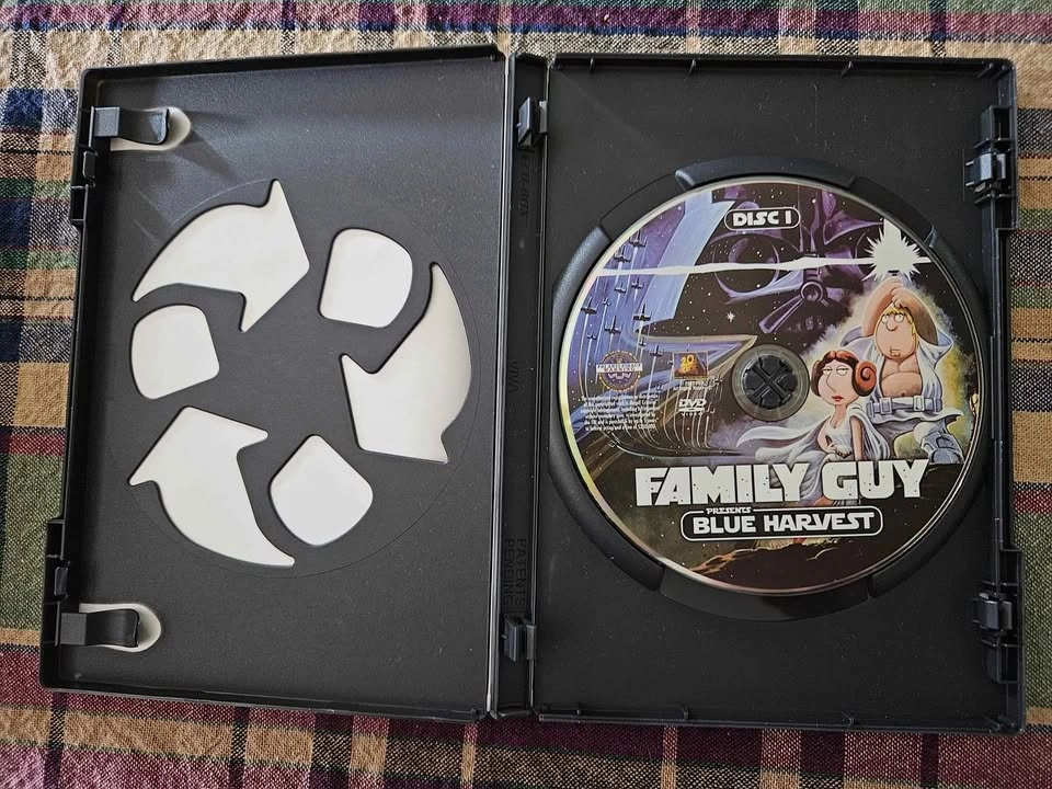 Family Guy Presents Blue Harvest DVD - photo 2
