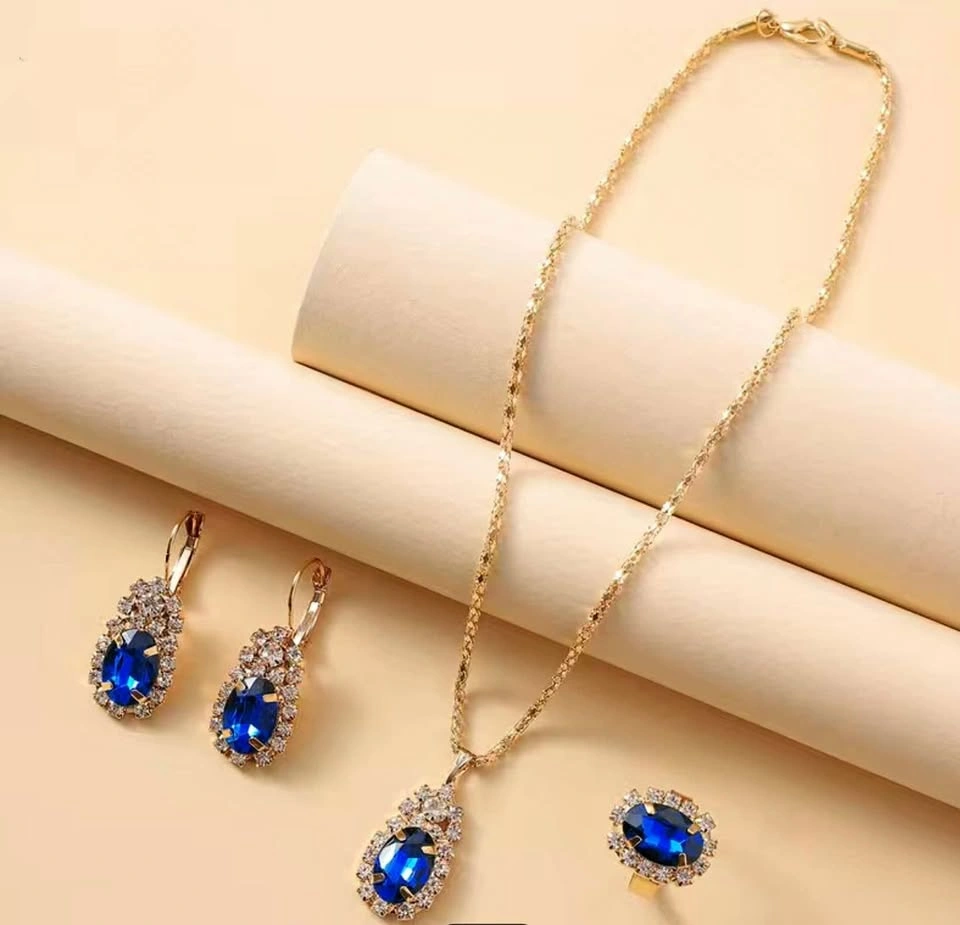 Elegant necklace set with earrings and ring
