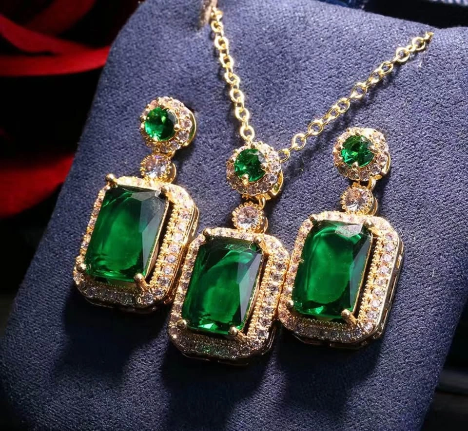 Elegant Emerald Look Zirconia Necklace Set - photo 4