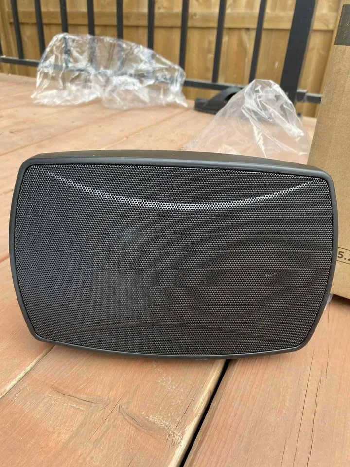 Monoprice Speaker for outdoor/indoor image indicator(2)