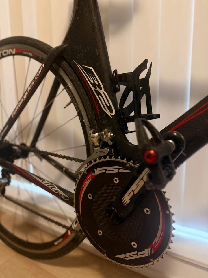 Felt B2 Carbon Triathlon Bike - 56cm - photo 4